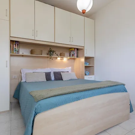 Guesthost - Lido Escape With Balcony X5! Lido di Pomposa