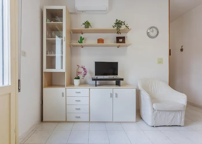 아파트 Guesthost - Lido Escape With Balcony X5!