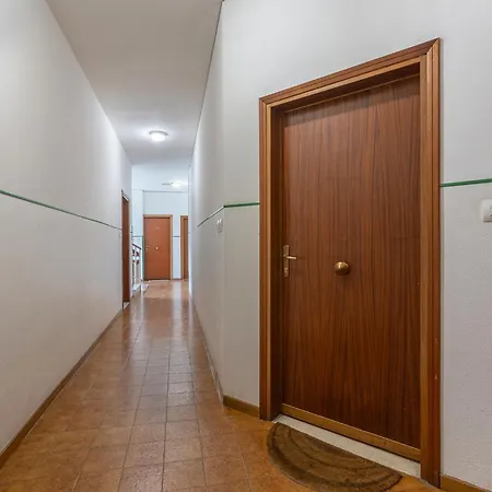 Lido Escape With Balcony X5! Διαμέρισμα