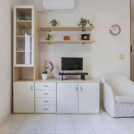 Apartmán Guesthost - Lido Escape With Balcony X5!