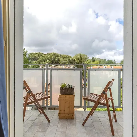 Guesthost - Lido Escape With Balcony X5! Lido di Pomposa