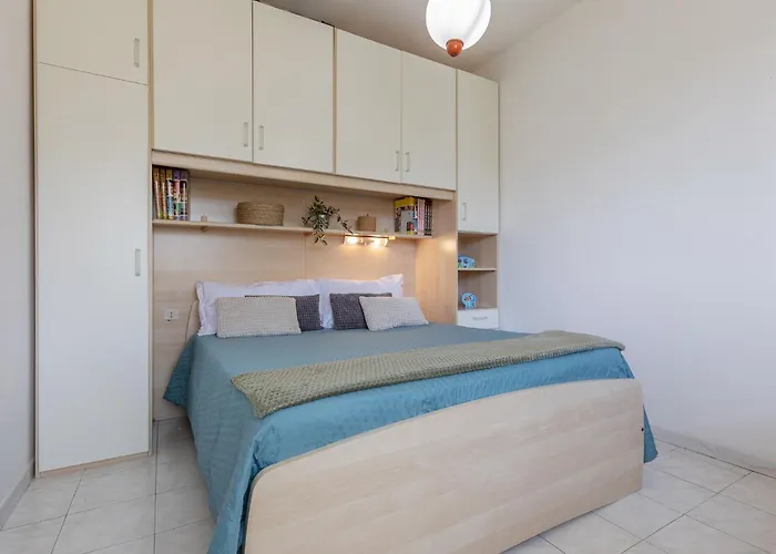 Guesthost - Lido Escape With Balcony X5! Lido di Pomposa